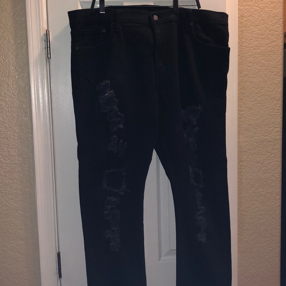 LEVI JEANS